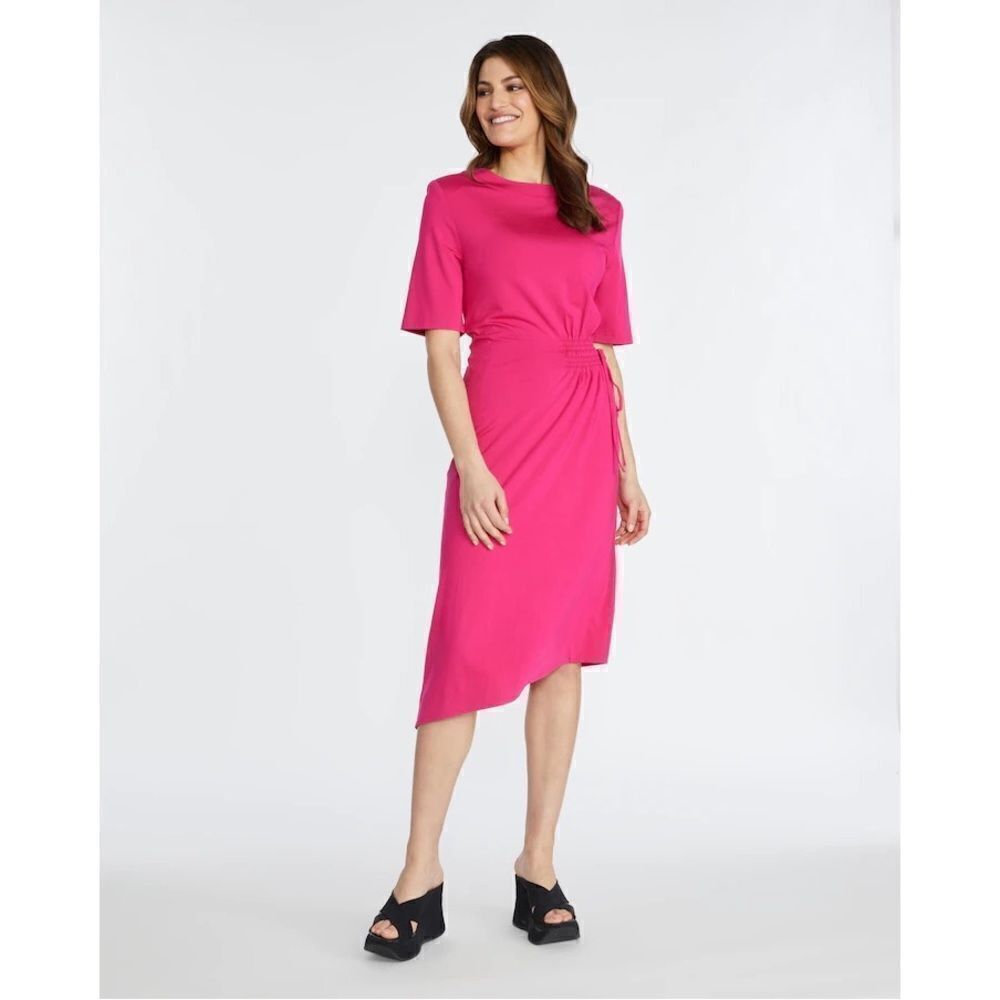 🆕 Badgley Mischka Shoulder Pad T-Shirt Dress With Side Detail in Hot Pink